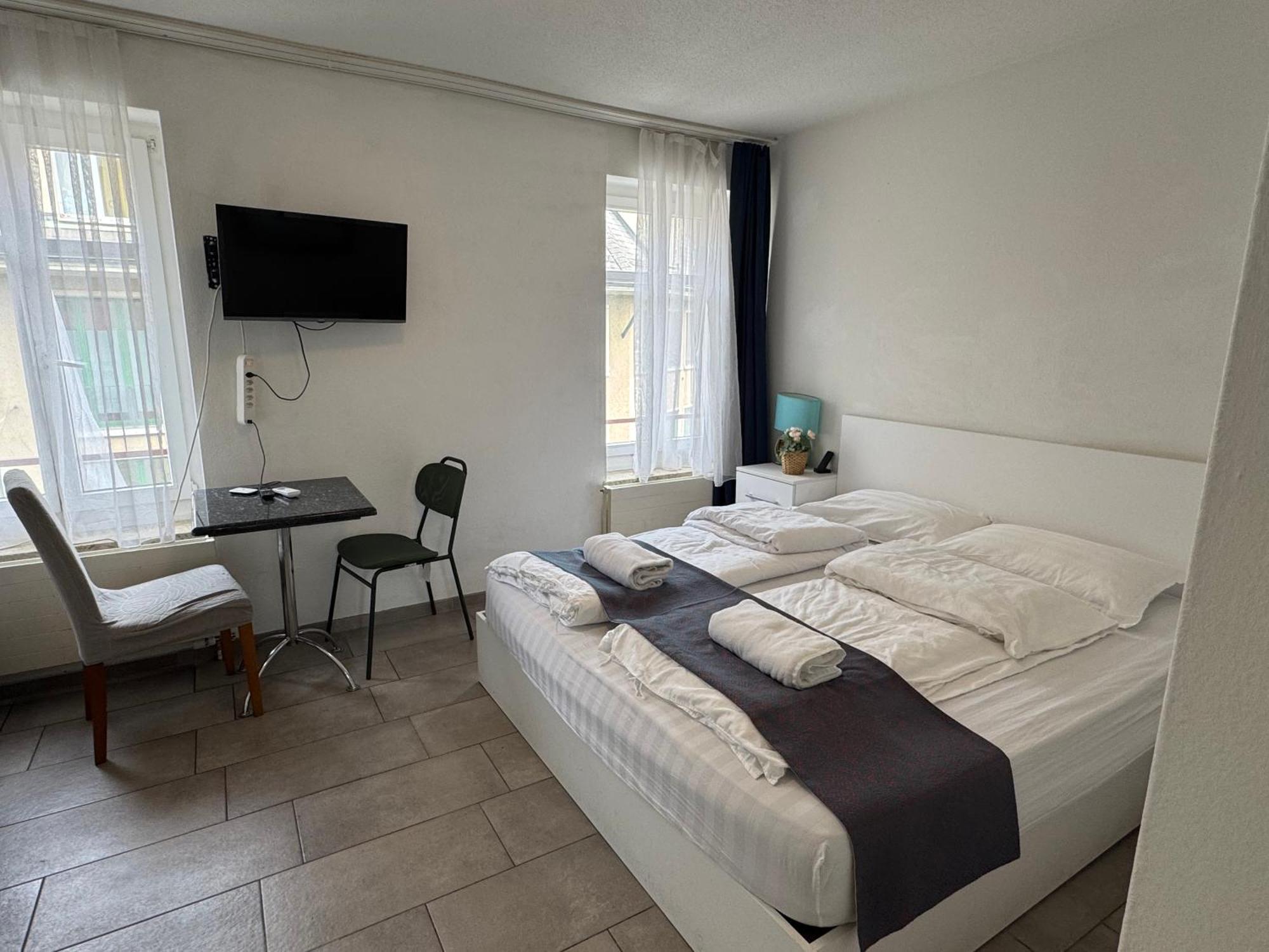 Apartment Center